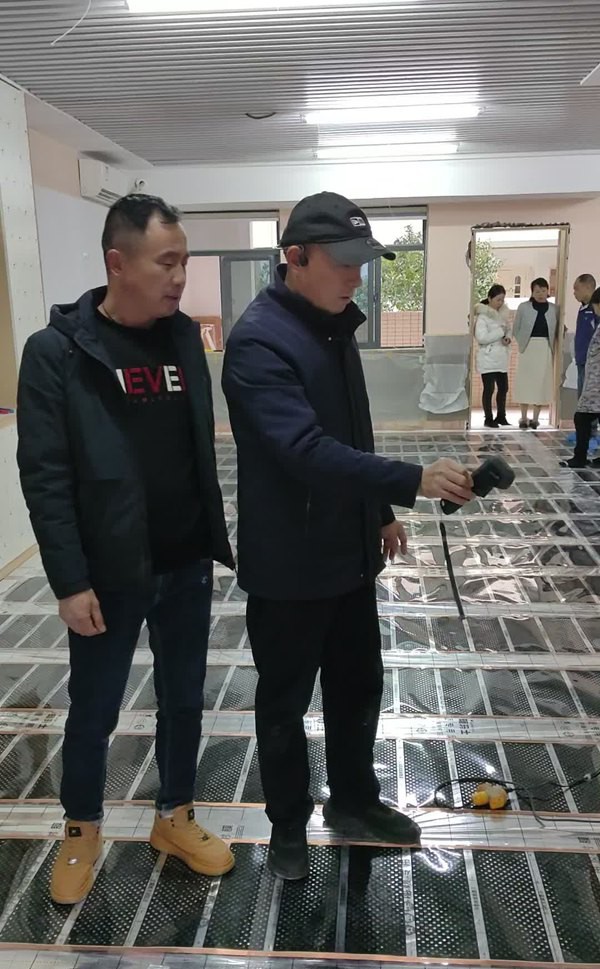 石墨烯地暖（裸膜）